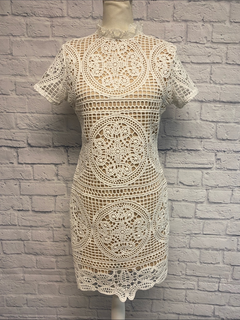 Boohoo White Crochet Lace High Neck Bodycon Dress Size 12